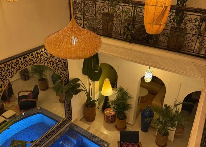 Riad Julilu Privatise